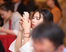 學術報告